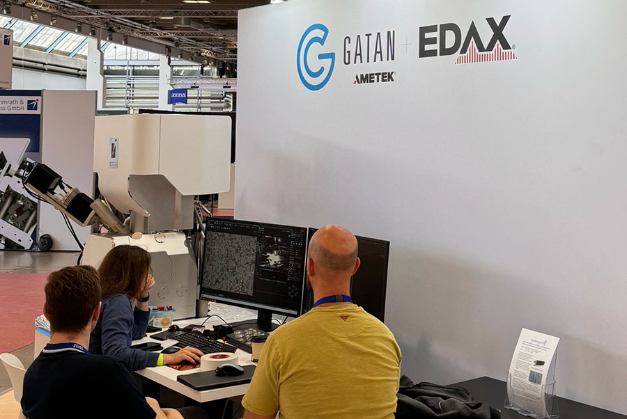 Enhancing electron microscopy with Gatan
